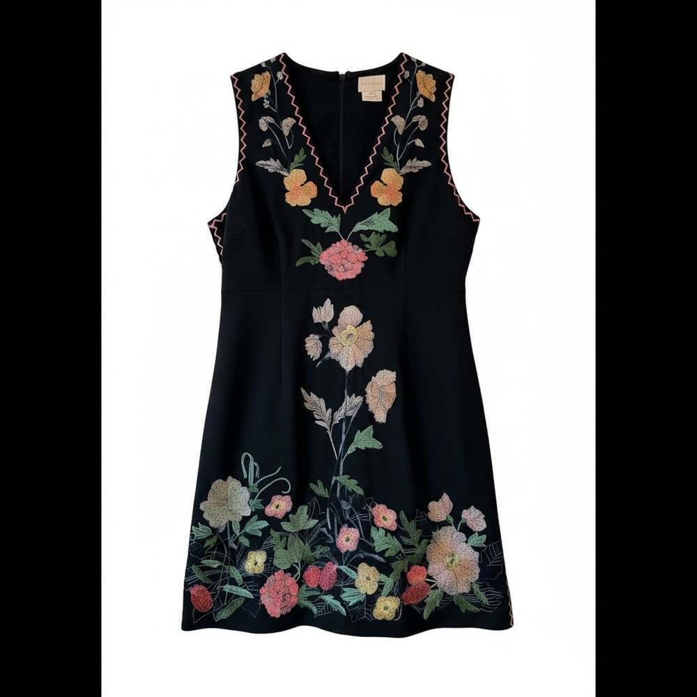 Foxiedox Black Floral Embroidered Sleeveless V-Neck Mini Dress, Size 10